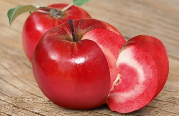Mere Red Love – soiul de măr considerat cel mai sănătos